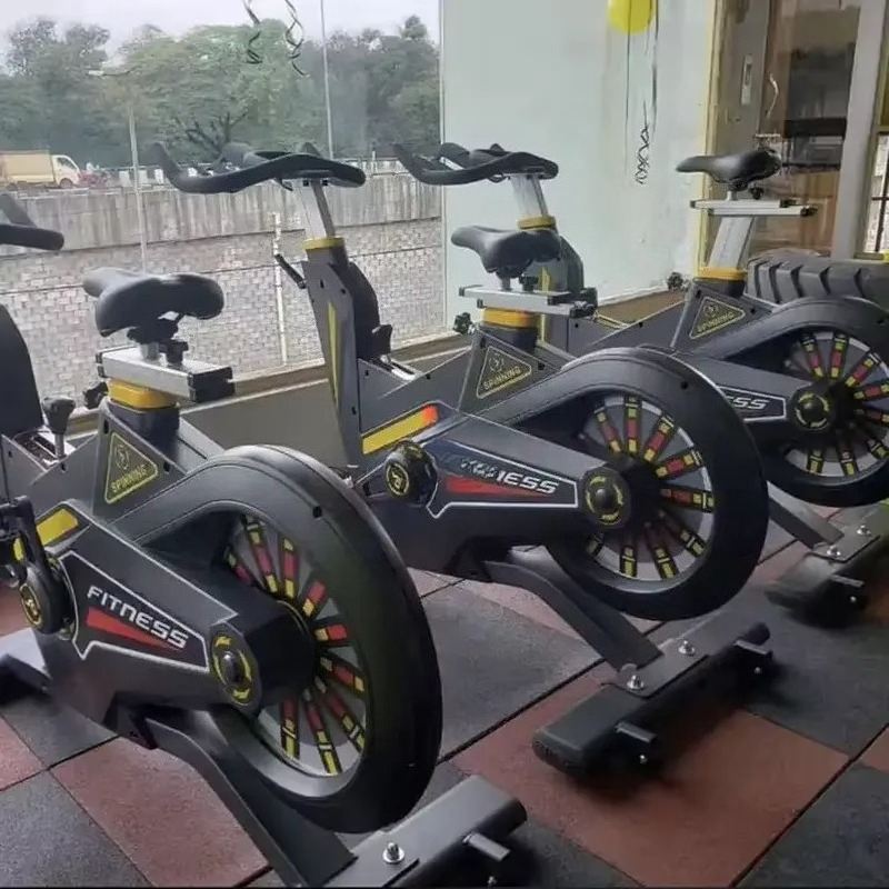 Commercial Spinning Bike Indoo - Bike Chain recension och pris
