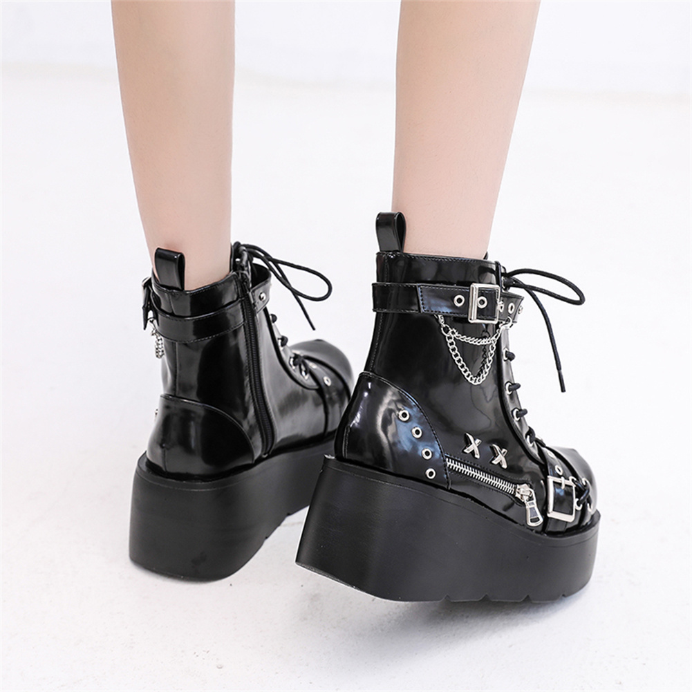 Brand New Ladies Goth Platform - Motorcycle Chain recension och pris